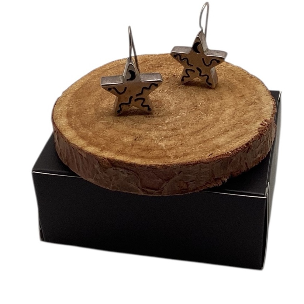 Silpada Silver Chunky Star Fish Hook Earrings.